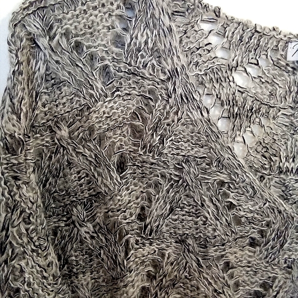 Marled Pointelle Knit Batwing Sweater - Picture 3 of 13